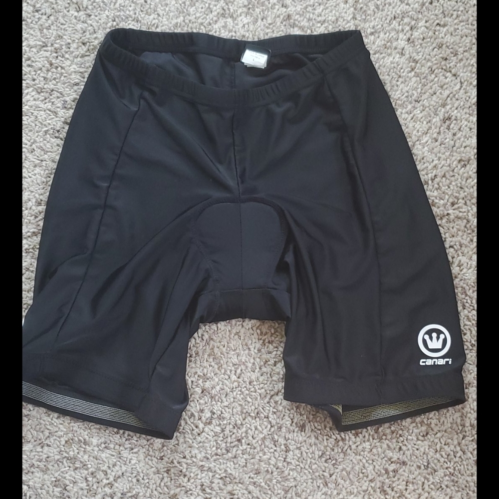 Womens Canari size Large biking shorts